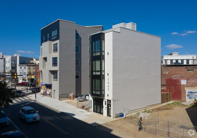 Photo - 1547 Ridge Ave