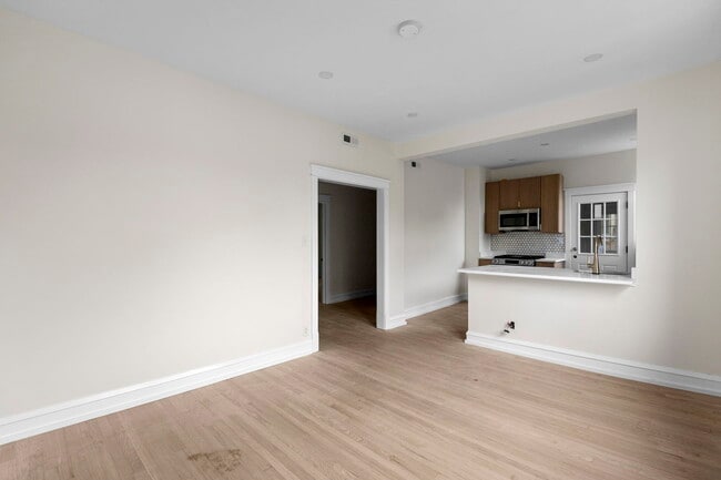 Photo - 4638 N Hamilton Ave Unidad 1