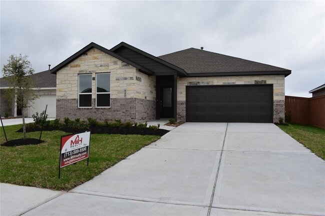 Photo - 810 Heaven Dr House