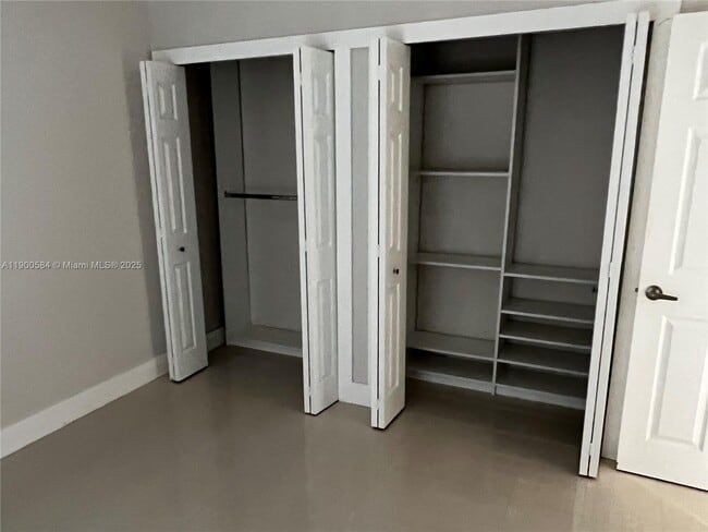 Building Photo - 7250 SW 94th Pl Unit B3