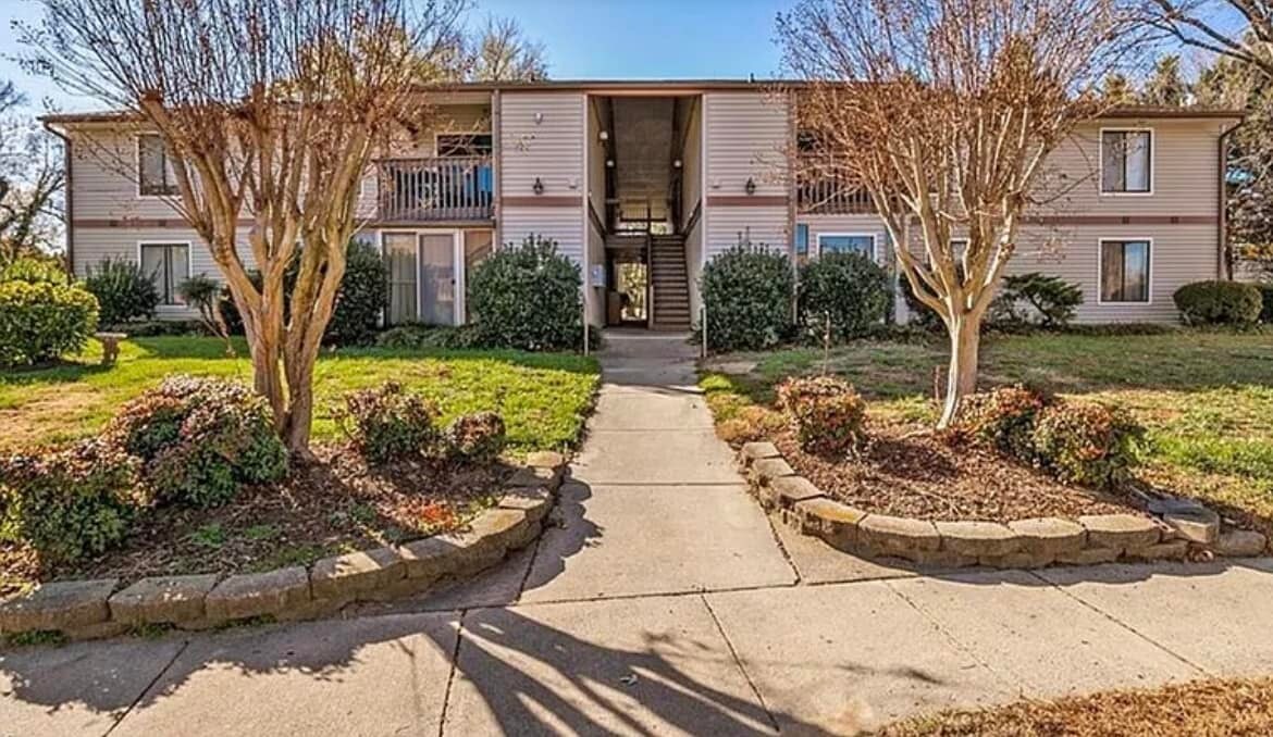 Photo - 1742 N Hamilton St