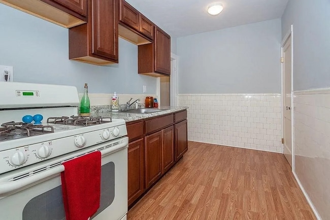 26 Chiswick Rd