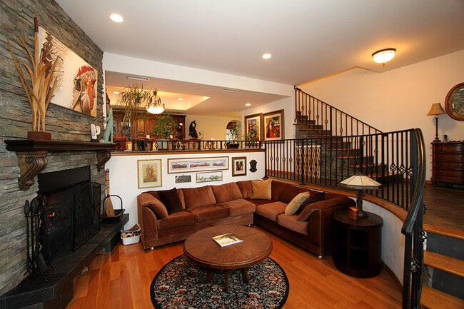 Photo - 5970 W 79th St