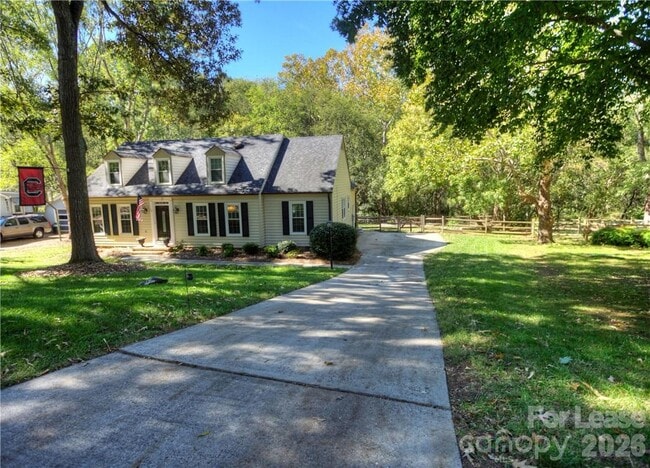 Photo - 3806 Bridgewood Ln