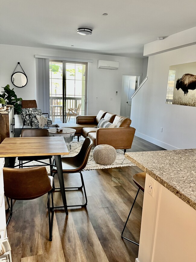 Emerald Ridge Apartments