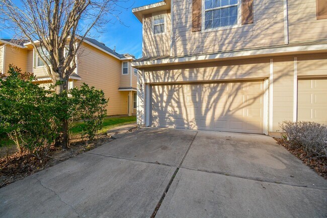 Photo - 6058 Shelbourne Park Ln Rental