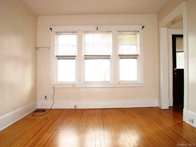 Photo - 10 Worrall Ave Unit 2