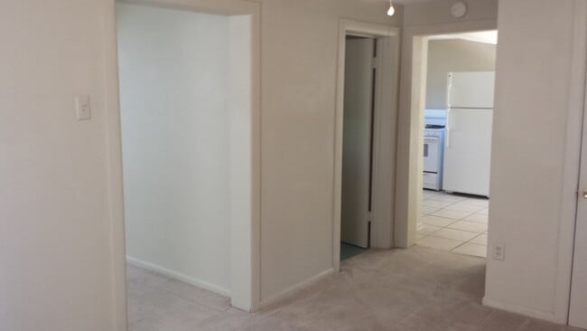 Photo - Weekly-1517 Avenue D Unit 1517 A Down