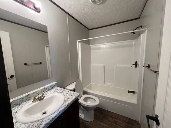 Photo - 75 John Pride Ln