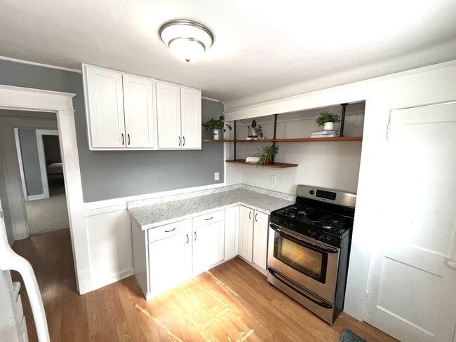 Photo - 876 Courtney St NW Unidad 876 CourtneyStreet