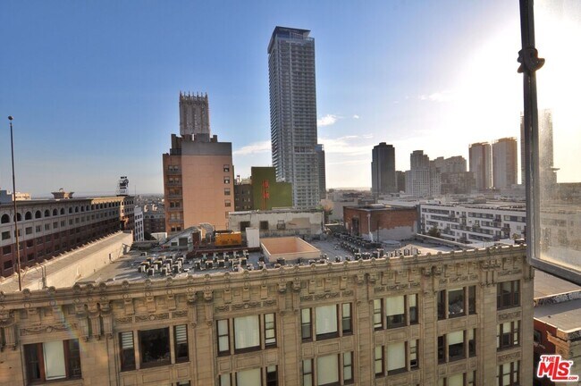 Photo - 849 S Broadway Unit 1004
