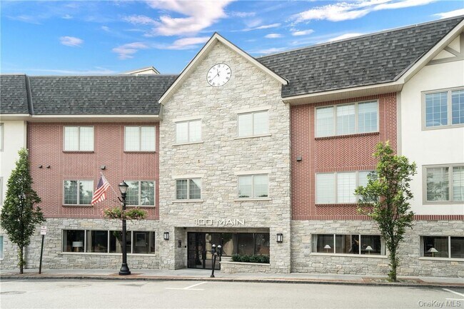 Photo - 100 Main St Unit 3B