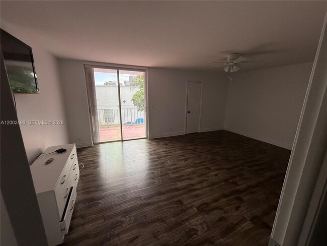 Photo - 2606 NE 10th St