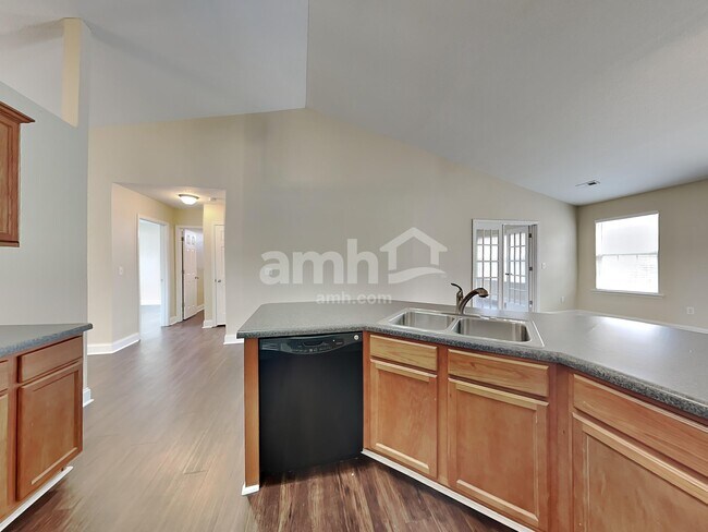 Photo - 230 Barberry Ln