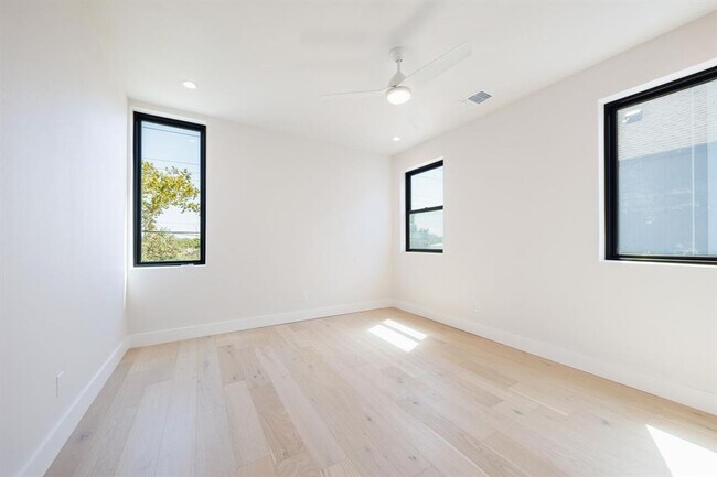 Photo - 6315 Del Monte Rd