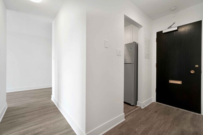 Photo - Richelieu Apartments