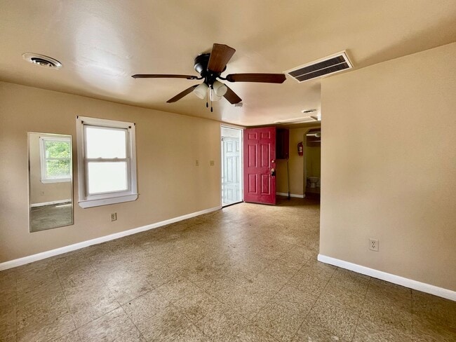 Building Photo - 1 Mount Zion Way Unit #2