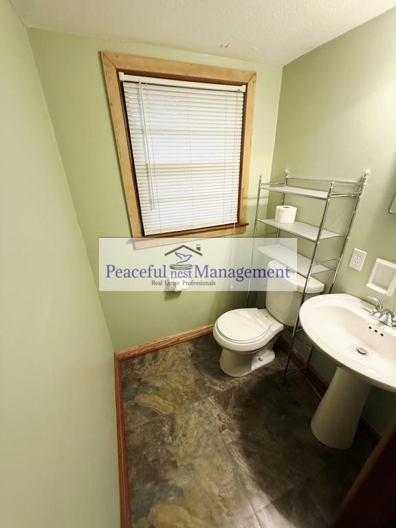 Photo - 441 Braselman Ave