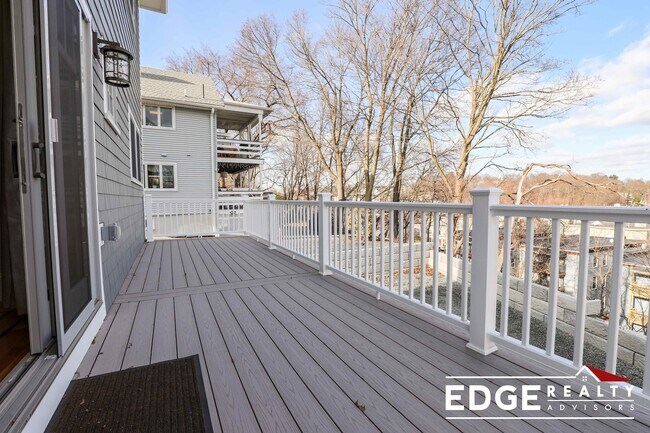 Photo - 70 Langley Rd