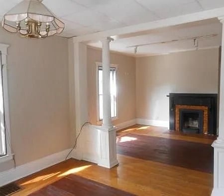 Photo - 710 S Park St