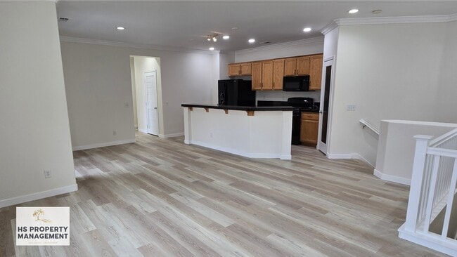 Photo - 425 S Meadowbrook Dr