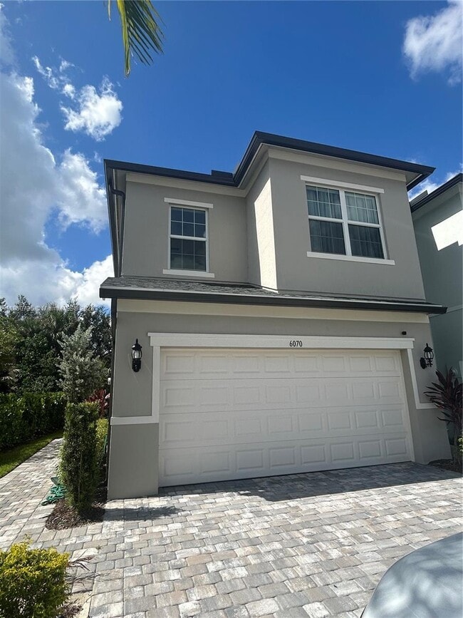 Building Photo - 6070 Carre Wy Rental