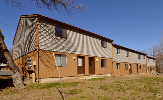 Fort Edwards Commons