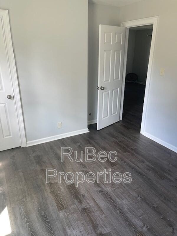 Photo - 1025 Holland Ave Unidad B