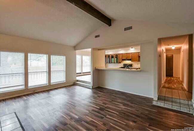 Photo - 9319 Lockridge St