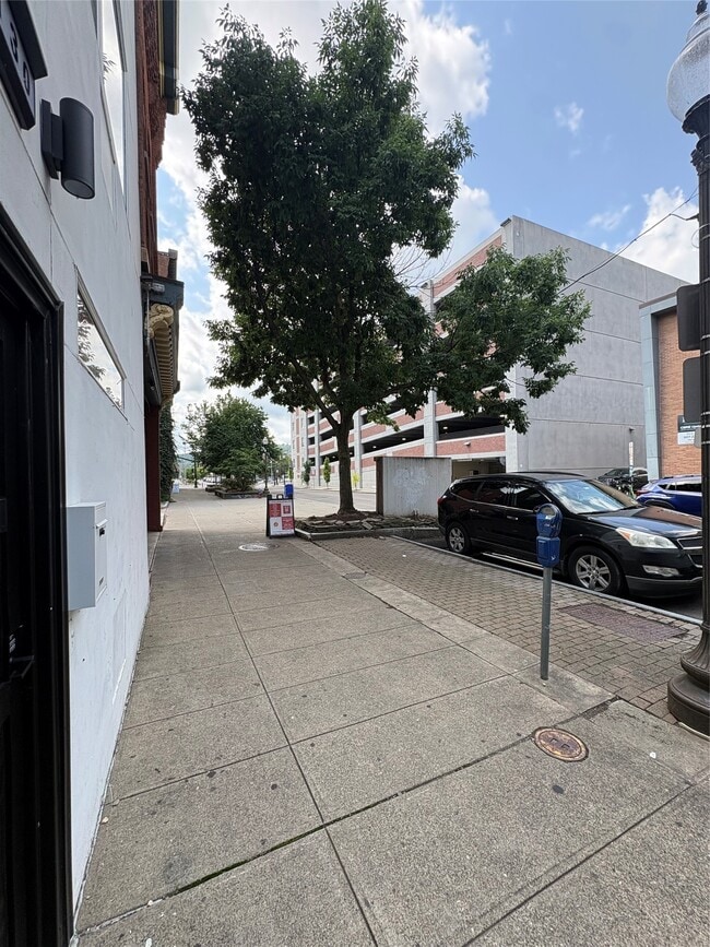 Photo - 130 Washington St
