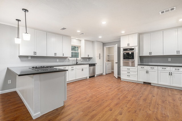 Building Photo - 6412 Regal Rd Rental