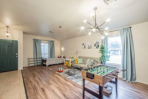 Photo - 16201 Mones Ln House