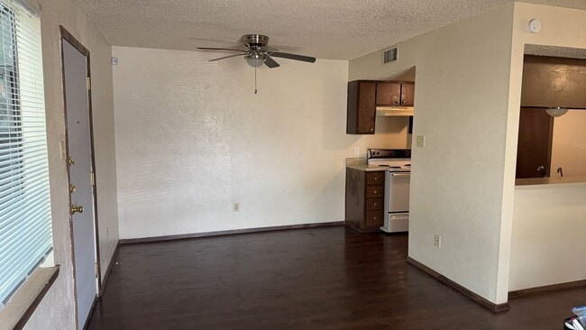 Photo - 4504 Hunt Cir Unit C