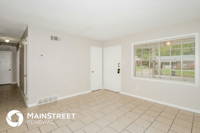 Photo - 2740 Dalewood Ave