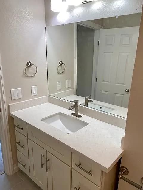 Photo - 1251 W Mc Kinley Ave Unidad #C