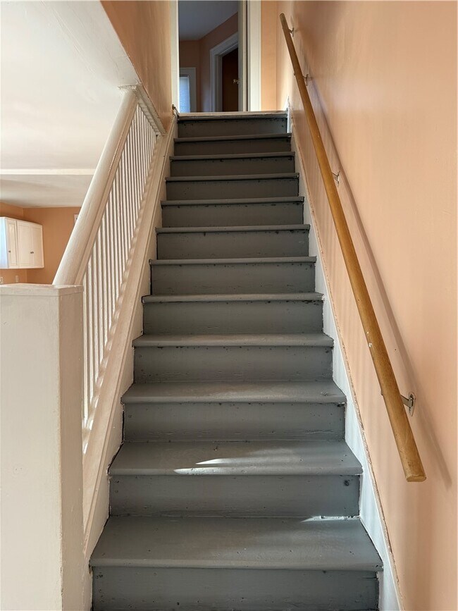 Photo - 106 W 2nd St