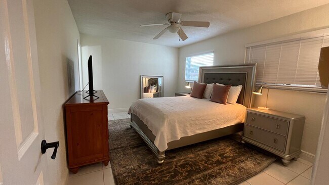 Photo - 9210 SW 3rd St Unidad 216