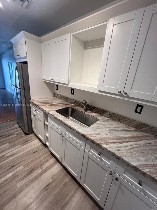 Photo - 4517 NE 21st Ave Unit 2