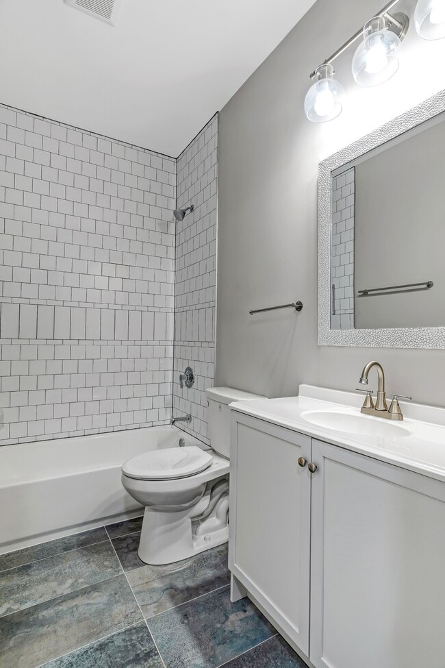 Photo - 2806 Lafayette Ave Unit A