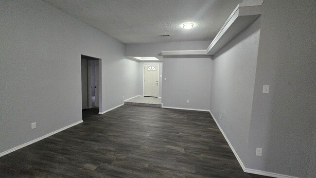 Photo - 6909 Club Creek Dr