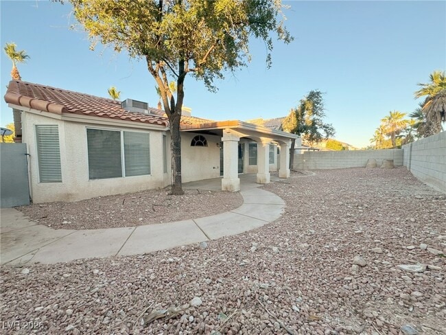 Building Photo - 8605 Copper Mine Ave