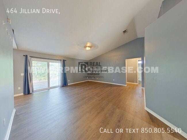 Photo - 464 Jillian Dr