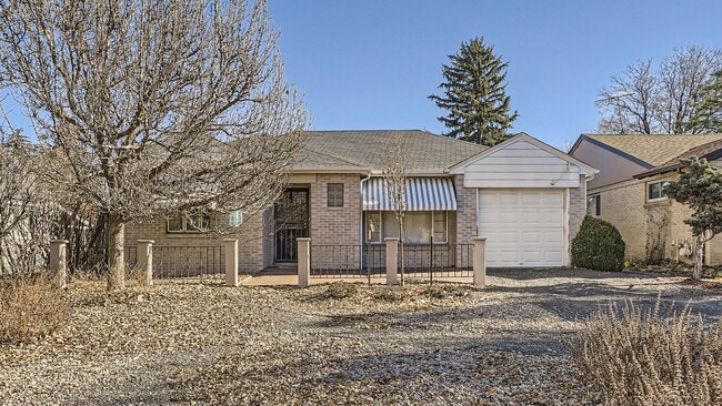 Fantastic 2 bedroom Remolded Ranch in Mayf... - Fantastic 2 bedroom Remolded Ranch in Mayf... House