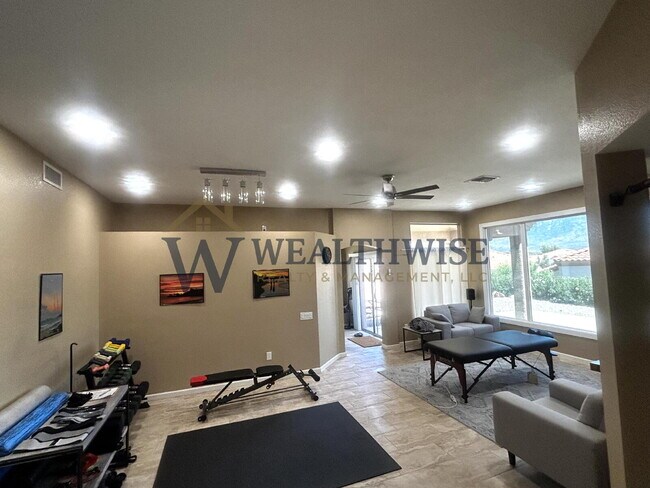 Photo - Luxurious 2 Bedroom 2 Bath Home for Rent in Sun City, Oro Valley
14286 N Wisteria Way, Oro Valley...