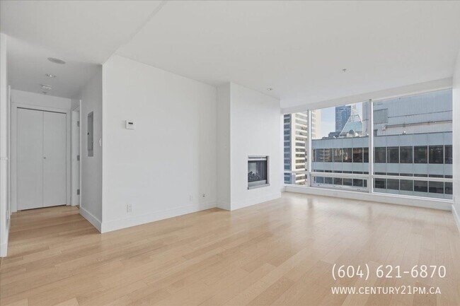 Photo - 1111 Alberni St
