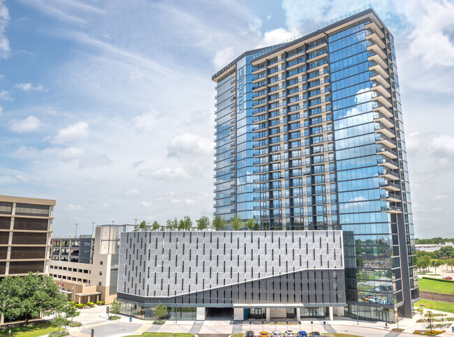 Building Photo - Eastline Residences Rental