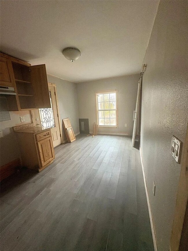 Photo - COMING SOON! 3 BED HOUSE!