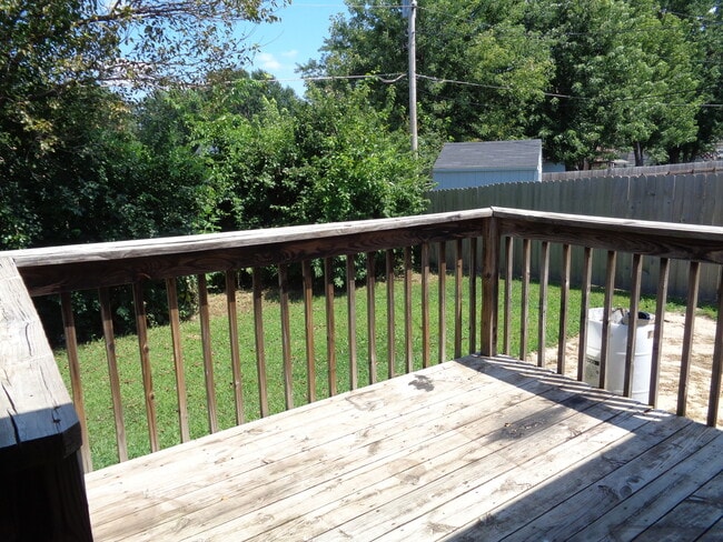 Photo - Great 3 Bedroom House Near Lake Shawnee