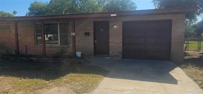 Building Photo - 5 Westway Ave