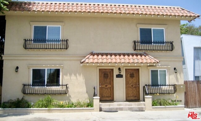Building Photo - 11339 Venice Blvd. Unit 4 Rental